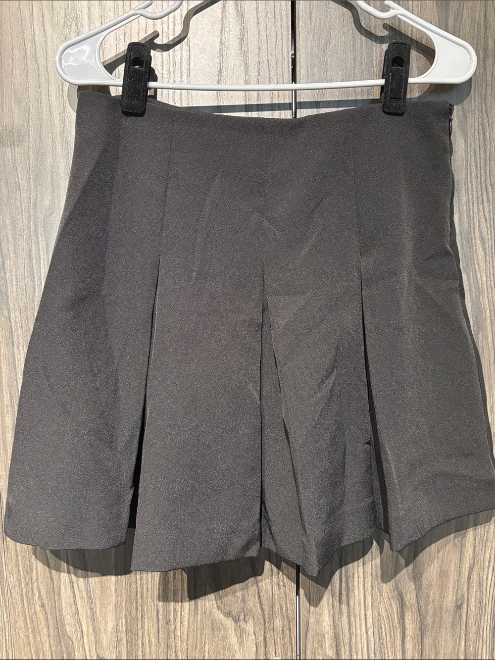 Love By Design High Rise Pleated Mini Skirt